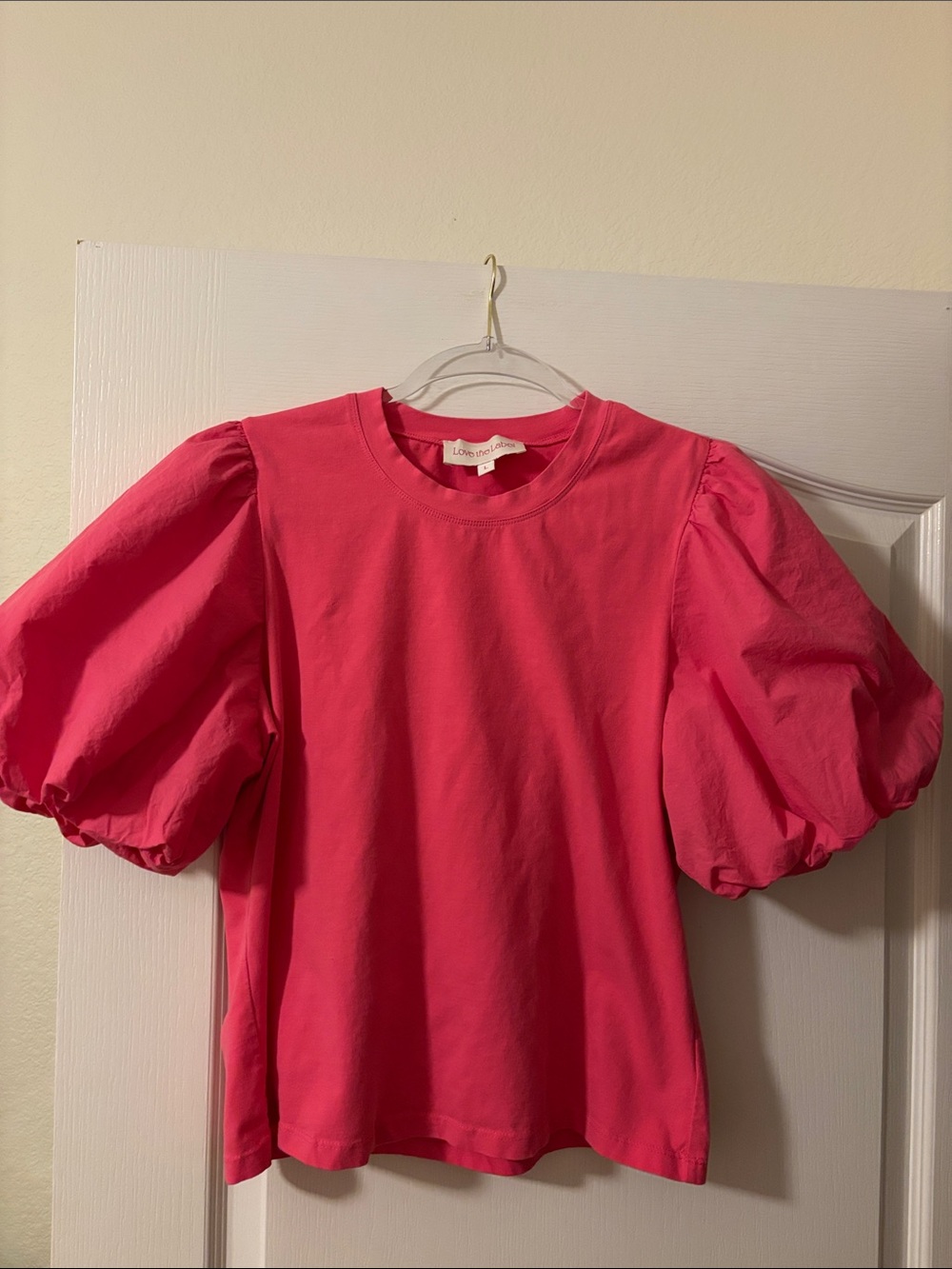 Love the Label Pink Puff Sleeve Tee size large